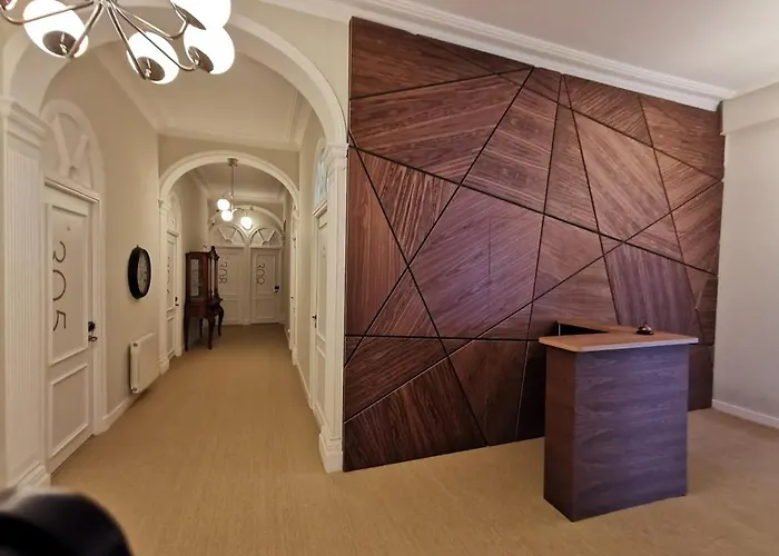 Plaza Pombo B&B - Hostal